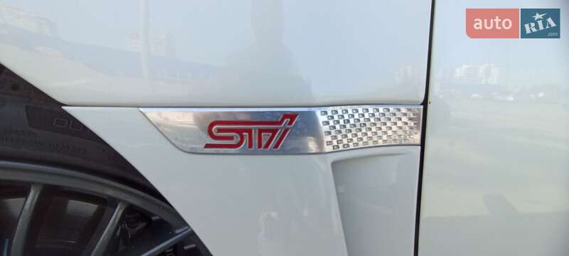 Седан Subaru WRX STI 2015 в Умани