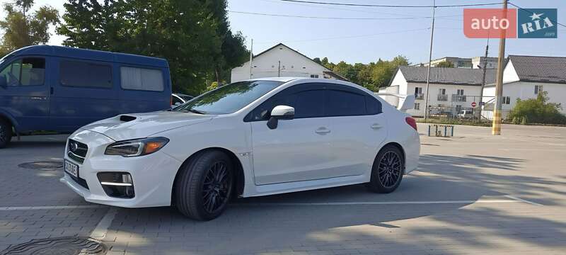 Седан Subaru WRX STI 2015 в Умани