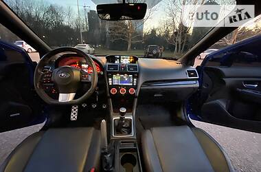 Седан Subaru WRX 2016 в Одесі