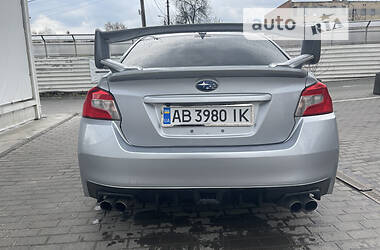Седан Subaru WRX 2015 в Виннице