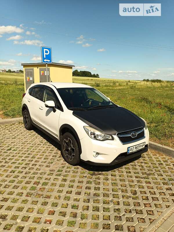 Внедорожник / Кроссовер Subaru XV 2014 в Ужгороде