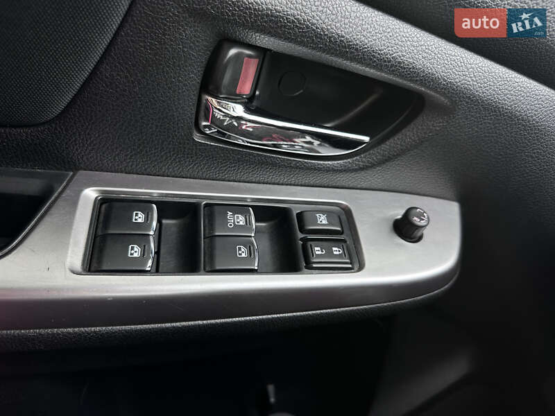 Внедорожник / Кроссовер Subaru XV 2015 в Киеве