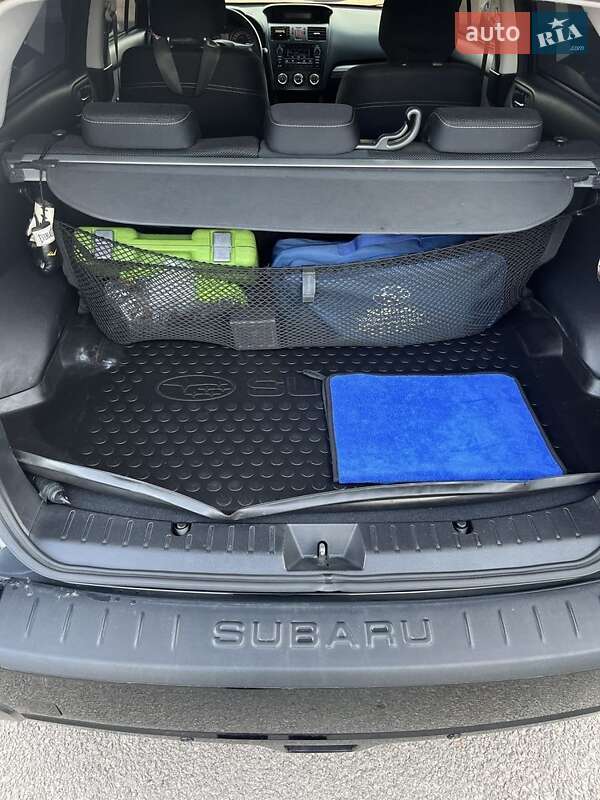 Позашляховик / Кросовер Subaru XV 2014 в Дніпрі