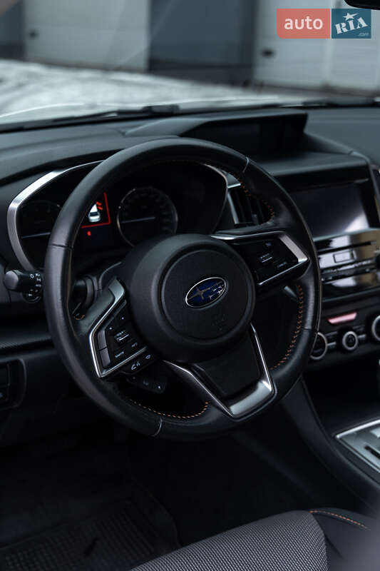 Внедорожник / Кроссовер Subaru XV 2017 в Харькове