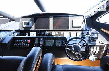 Моторная яхта Sunseeker 88 2010 в 