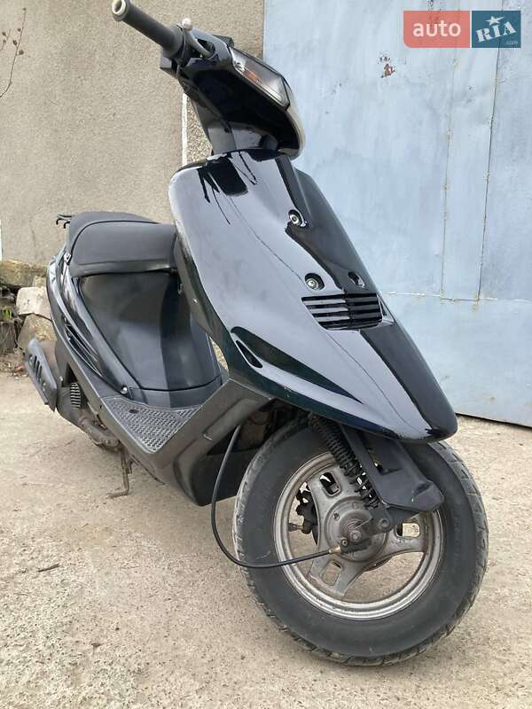 Скутер Suzuki Address V100 2002 в Одессе