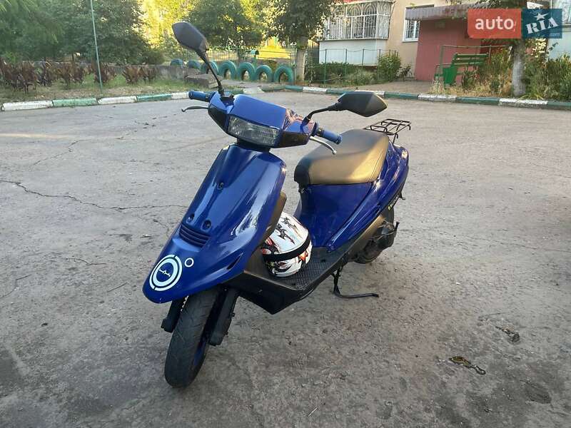 Вантажні моторолери, мотоцикли, скутери, мопеди Suzuki Address V100 2000 в Марганці