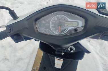 Скутер Suzuki Address V125 2014 в Харкові