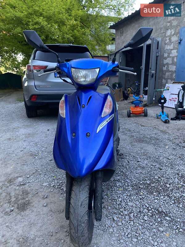 Скутер Suzuki Address V125 2013 в Кам'янському