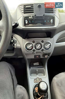 Хэтчбек Suzuki Alto 2010 в 