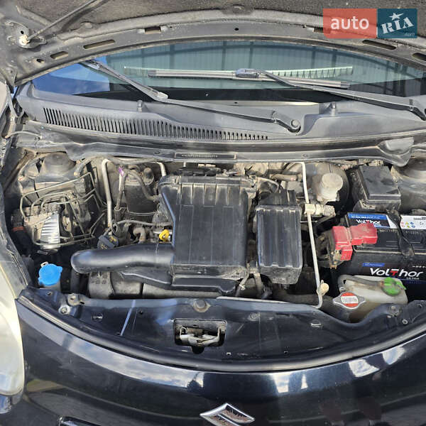 Хэтчбек Suzuki Alto 2011 в Киеве
