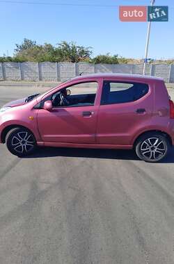 Хэтчбек Suzuki Alto 2010 в 