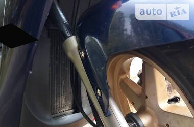 Максі-скутер Suzuki Avenis 150 2001 в 