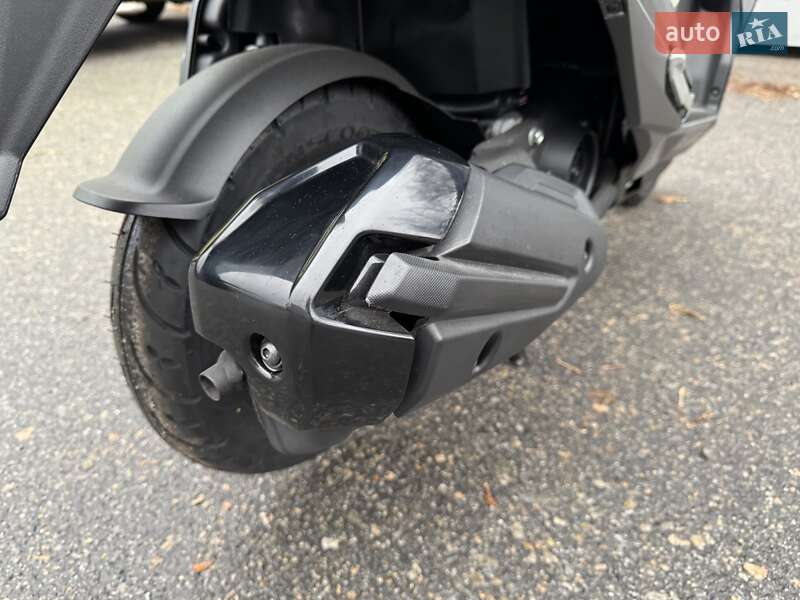 Макси-скутер Suzuki Avenis 150 2024 в Днепре