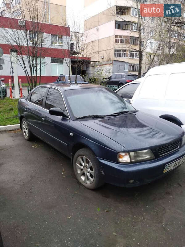 Седан Suzuki Baleno 1995 в Полтаве