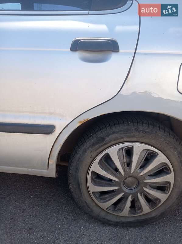 Універсал Suzuki Baleno 1998 в Запоріжжі