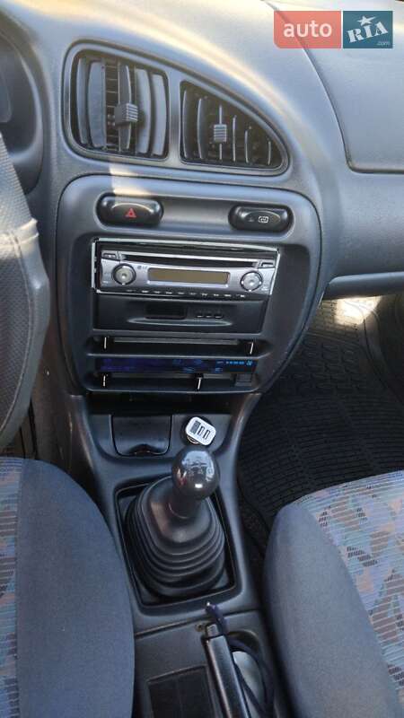 Седан Suzuki Baleno 1996 в Борисполе