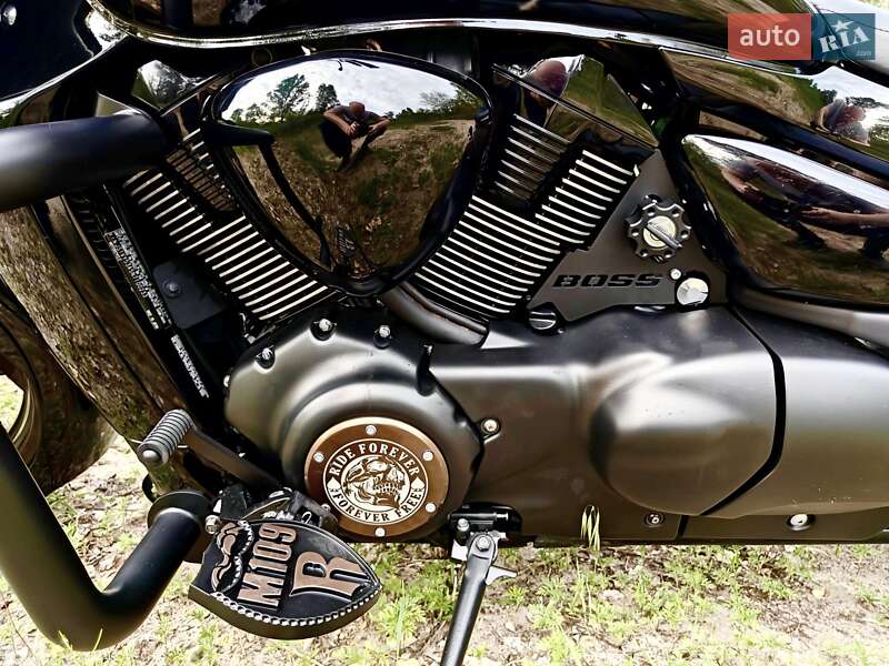 Мотоцикл Круизер Suzuki Boulevard M109R 2019 в Киеве