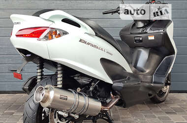 Макси-скутер Suzuki Burgman 200 2015 в Белой Церкви