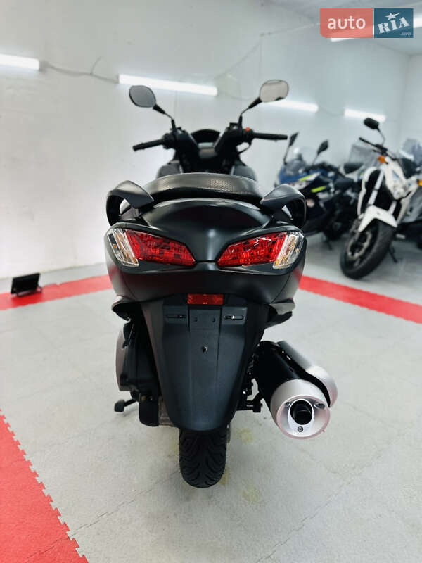 Макси-скутер Suzuki Burgman 200 2015 в Одессе