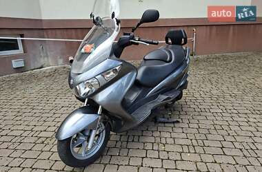 Максі-скутер Suzuki Burgman 200 2015 в Вінниці