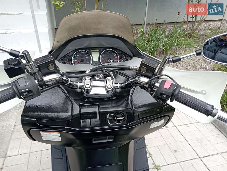 Макси-скутер Suzuki Burgman 400 2008 в Синельниково