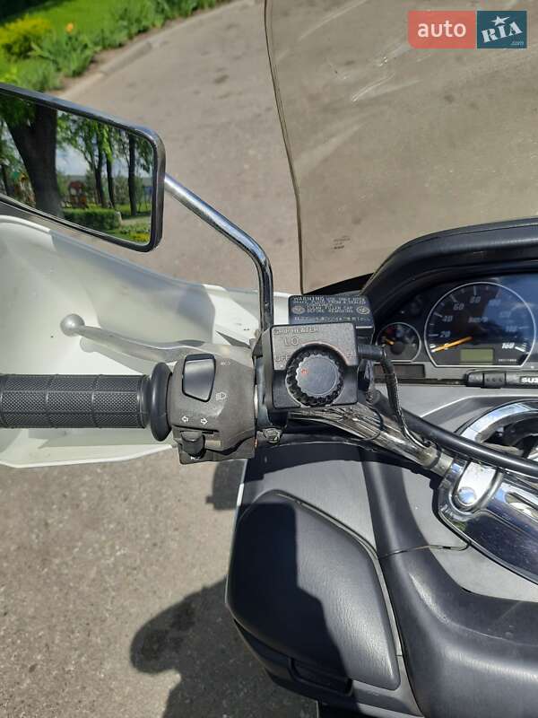 Макси-скутер Suzuki Burgman 400 2010 в Краматорске