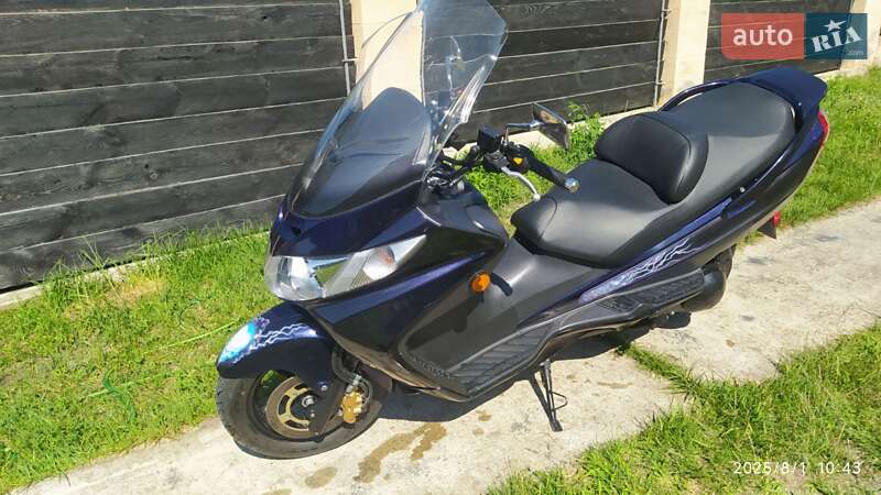 Макси-скутер Suzuki Burgman 400 2007 в Нетешине