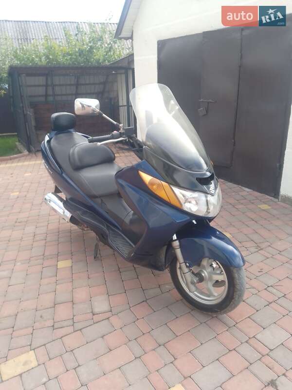Макси-скутер Suzuki Burgman 400 2003 в Тернополе фото 6 Макси-скутер Suzuki Burgman 400 2003 в Тернополе