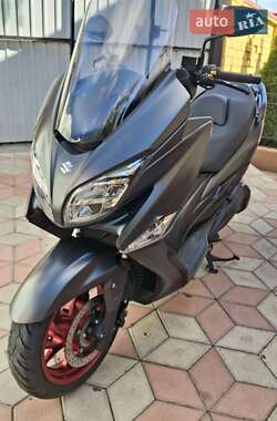 Максі-скутер Suzuki Burgman 400 2018 в Дніпрі