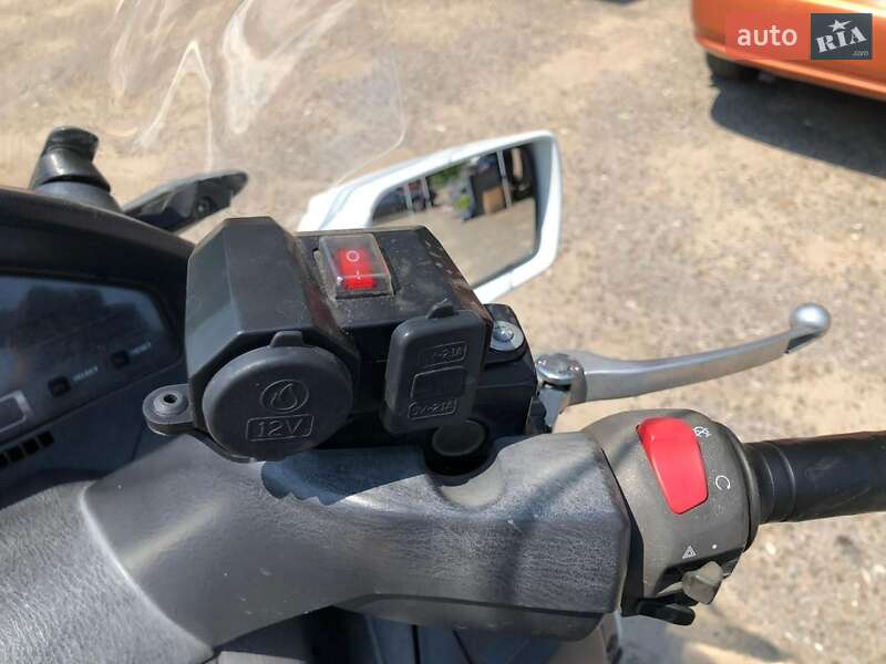 Максі-скутер Suzuki Burgman AN 650 2005 в Одесі