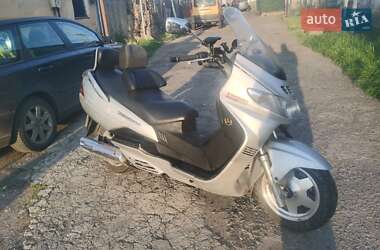 Макси-скутер Suzuki Burgman 2002 в Николаеве
