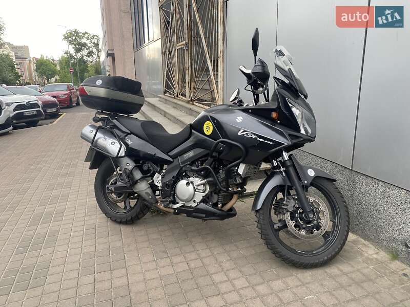 Мотоцикл Туризм Suzuki DL 650 2008 в Киеве
