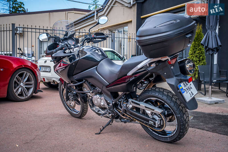 Мотоцикл Многоцелевой (All-round) Suzuki DL 650 2006 в Киеве