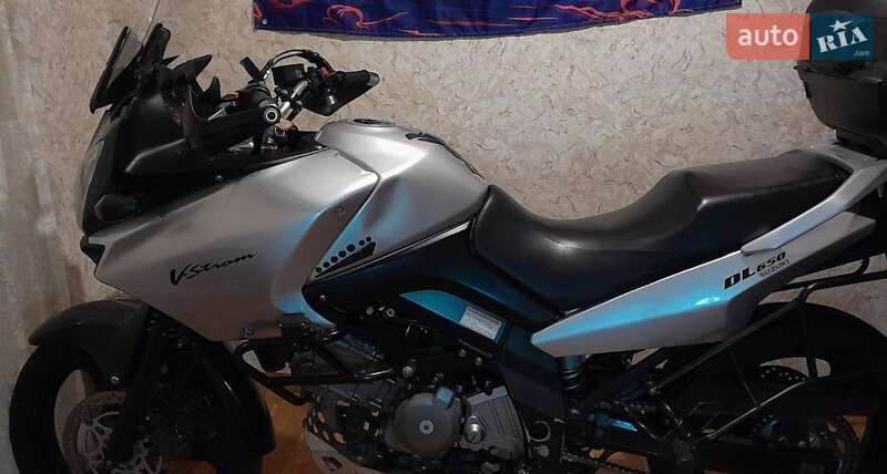 Мотоцикл Туризм Suzuki DL 650 2004 в Измаиле