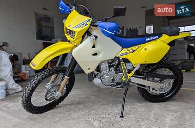 Suzuki DR-Z 400 2024