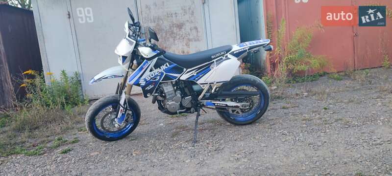 Мотоцикл Супермото (Motard) Suzuki DR-Z 400SM 2016 в Черновцах фото 6 Мотоцикл Супермото (Motard) Suzuki DR-Z 400SM 2016 в Черновцах