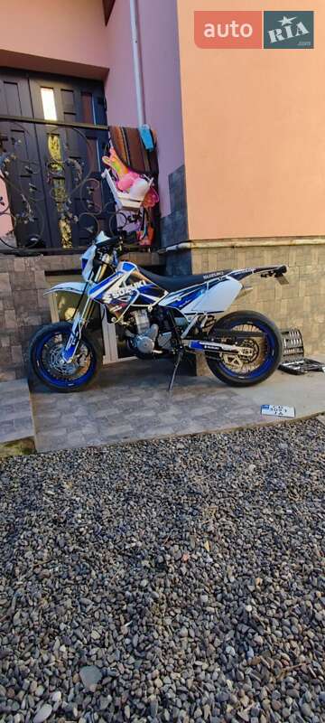 Мотоцикл Супермото (Motard) Suzuki DR-Z 400SM 2016 в Черновцах фото 9 Мотоцикл Супермото (Motard) Suzuki DR-Z 400SM 2016 в Черновцах