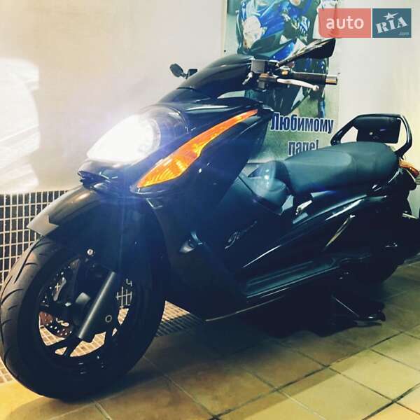 Макси-скутер Suzuki Gemma 50 2011 в Львове