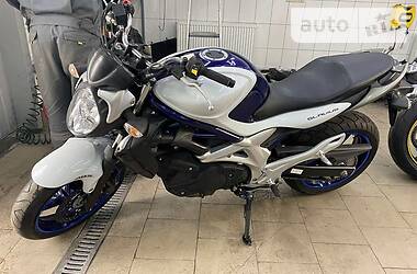 Мотоцикл Без обтекателей (Naked bike) Suzuki Gladius 400 2011 в Кропивницком