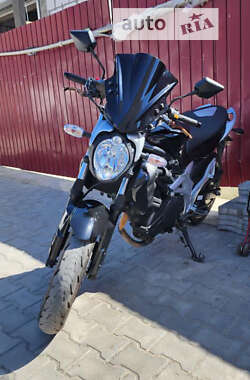 Мотоцикл Без обтікачів (Naked bike) Suzuki Gladius 400 2012 в Одесі