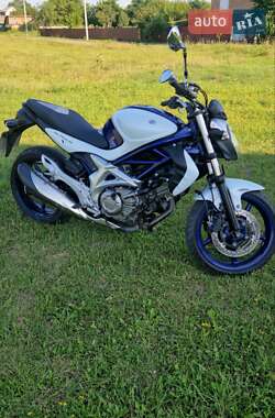 Мотоцикл Классик Suzuki Gladius 400 2010 в Шевченково