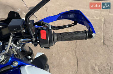 Мотоцикл Без обтекателей (Naked bike) Suzuki Gladius 400 2012 в 