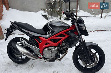 Мотоцикл Без обтекателей (Naked bike) Suzuki Gladius 400 2014 в Сновске