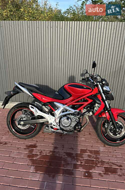 Спортбайк Suzuki Gladius 650 2010 в Сарнах