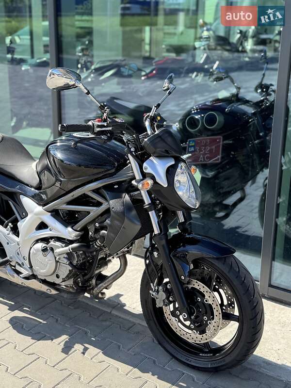 Мотоцикл Без обтекателей (Naked bike) Suzuki Gladius 650 2010 в Ровно фото 28 Мотоцикл Без обтекателей (Naked bike) Suzuki Gladius 650 2010 в Ровно