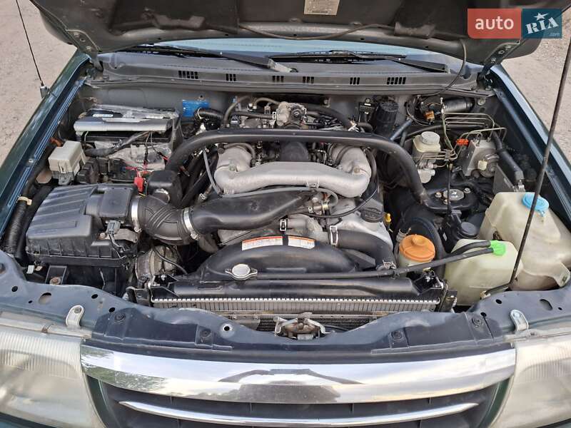 Внедорожник / Кроссовер Suzuki Grand Vitara XL7 2002 в Павлограде