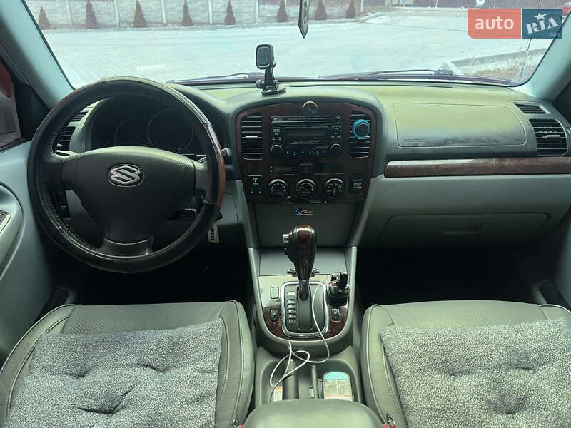 Позашляховик / Кросовер Suzuki Grand Vitara XL7 2005 в Чернівцях фото 7 Позашляховик / Кросовер Suzuki Grand Vitara XL7 2005 в Чернівцях