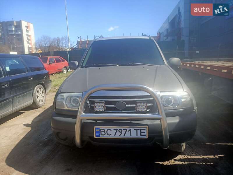 Позашляховик / Кросовер Suzuki Grand Vitara XL7 2003 в Львові