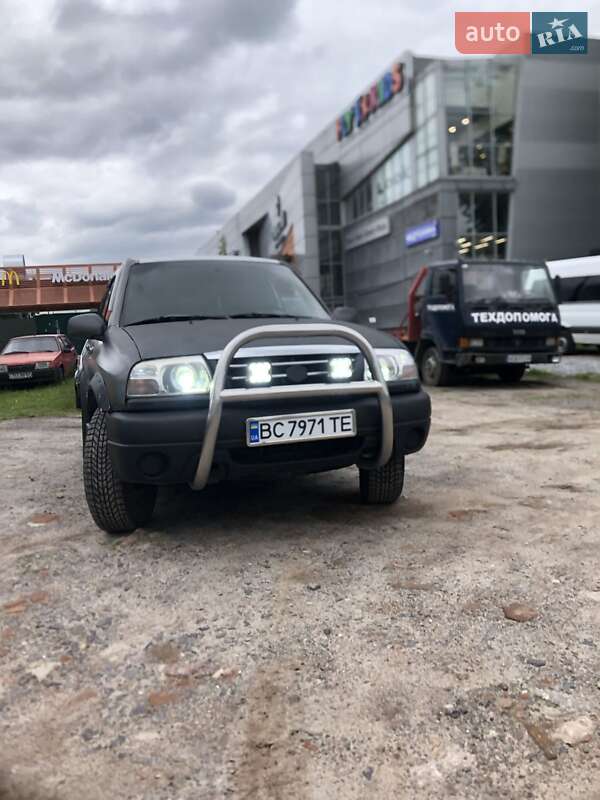Позашляховик / Кросовер Suzuki Grand Vitara XL7 2003 в Львові